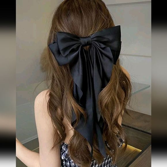 Gracy's Fashion Accessories - 102- restocked black big bow hair clip